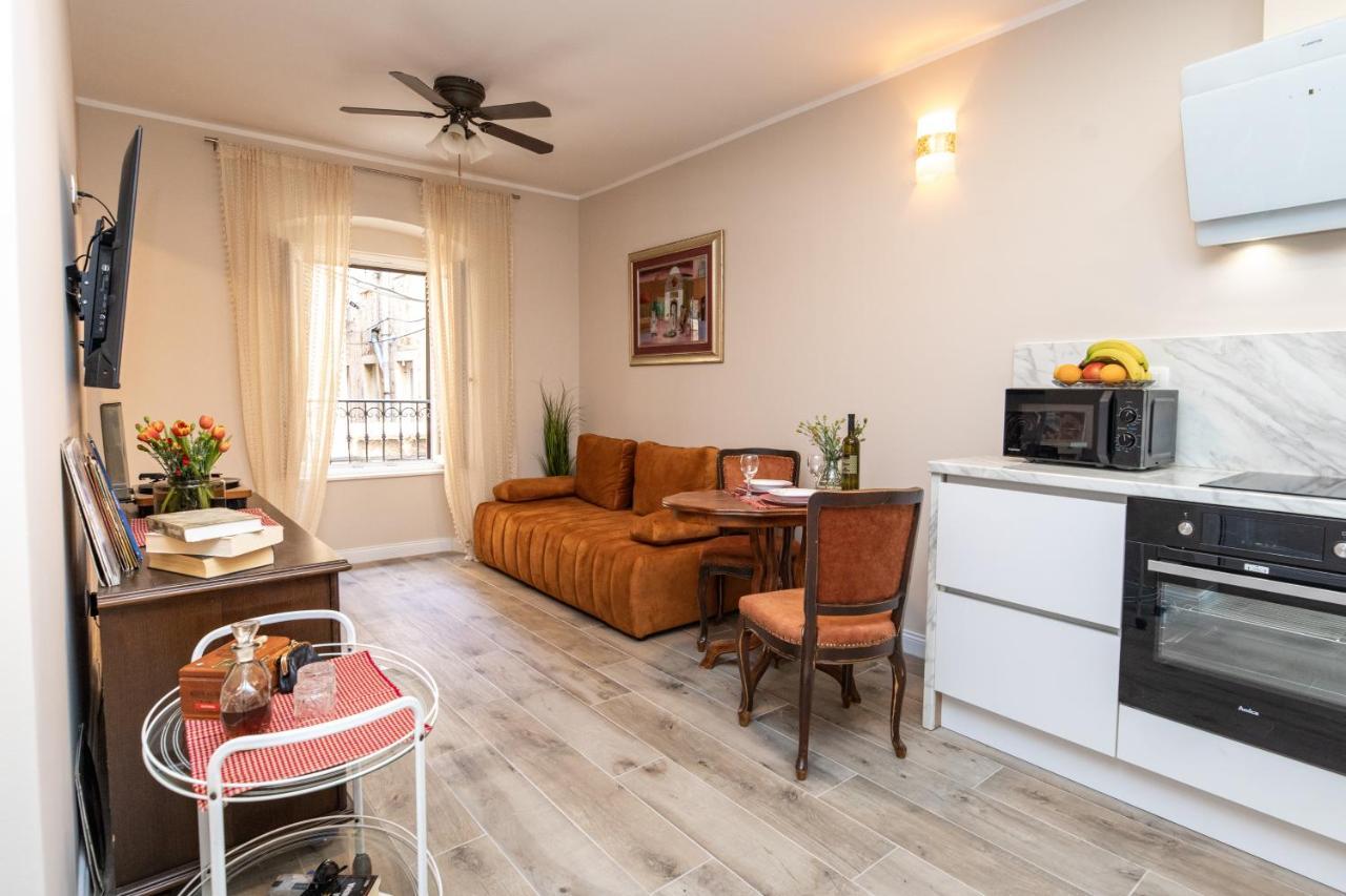 Stanley Helenski - Apartment In Old Town Шибеник Екстер'єр фото