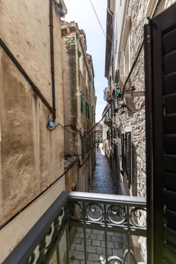 Stanley Helenski - Apartment In Old Town Шибеник Екстер'єр фото